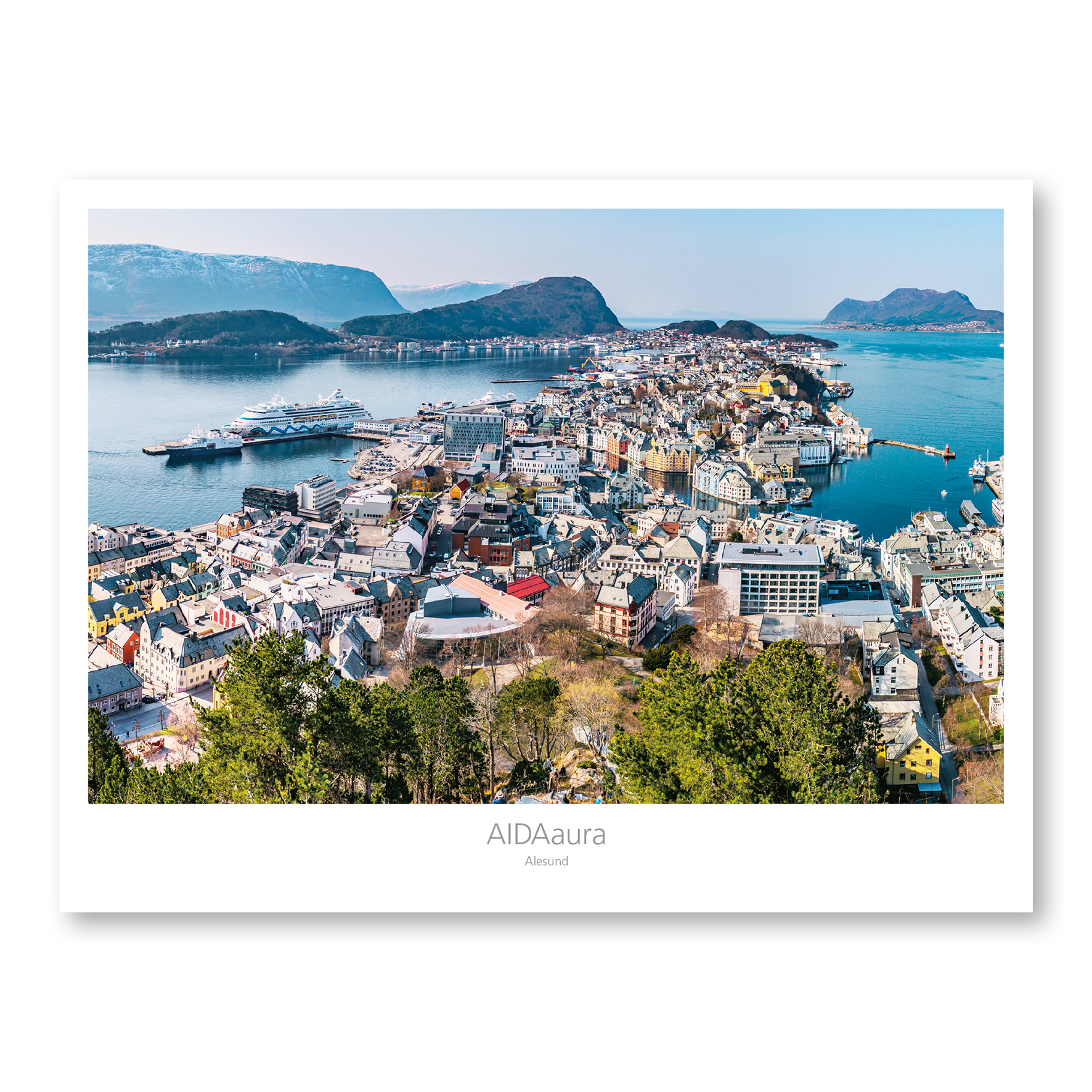 Fotodruck AIDAaura im Alesund